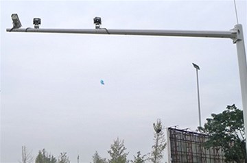 山西公路監(jiān)控桿施工中應(yīng)注意哪些問題？太原市鑫雨杭告訴您
